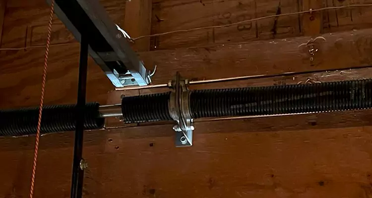 Garage Door Lift Cable Replacement in Land O' Lakes, FL
