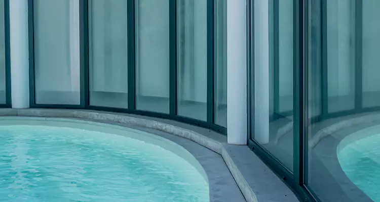 Repair Polyester Screen for Pool Enclosure in Land O' Lakes, FL