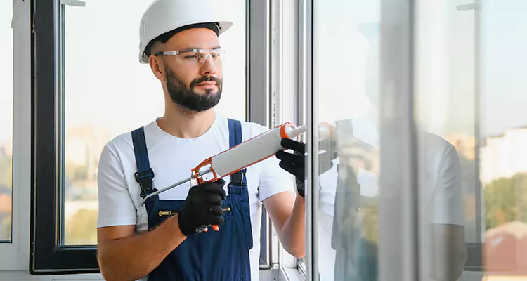 Retractable Screens Repair for Patio in Land O' Lakes, FL