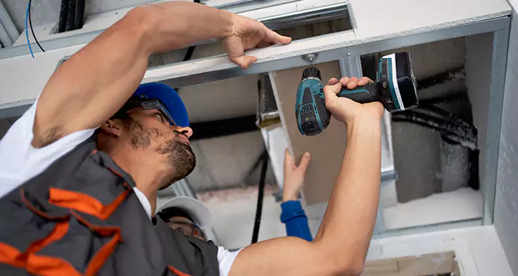 Emergency Overhead Door Repair in Land O' Lakes, FL