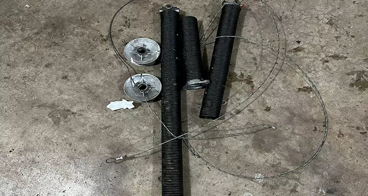 Wayne Dalton Garage Door Spring Replacement in Land O' Lakes, FL