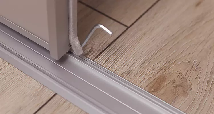 Squeaky Sliding Door Repair in Land O' Lakes, FL