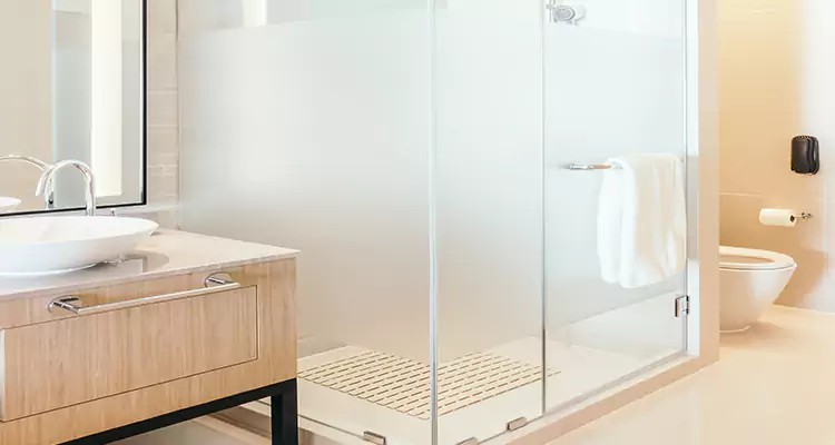 Expert Shower Door Fix and Repair in Land O' Lakes, FL