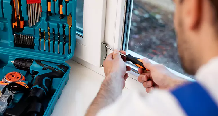 Mirrored Sliding Doors Replacement Expert in Land O' Lakes, FL