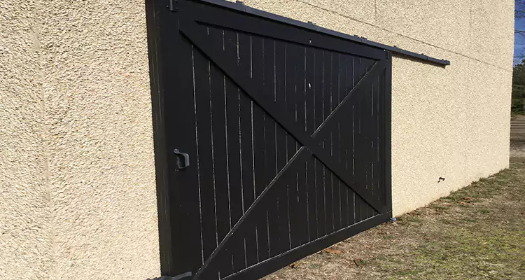 Sliding Barn Door Stuck Maintenance in Land O' Lakes, FL