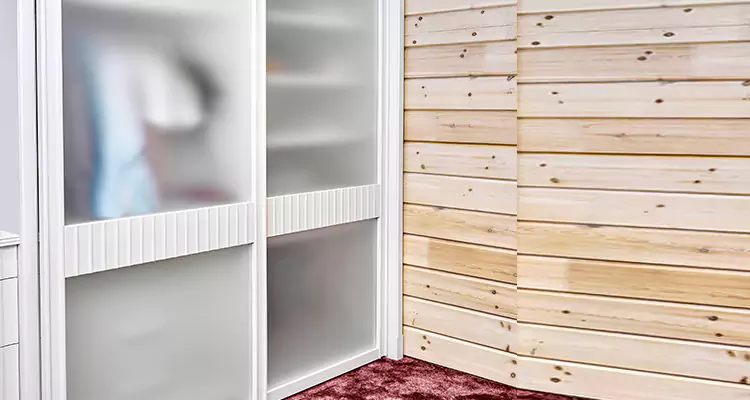 Sliding Closet Door Rollers Replacement in Land O' Lakes, FL