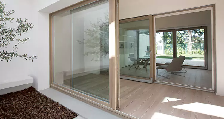 Sliding Screen Door Bottom Track Replacement in Land O' Lakes, FL