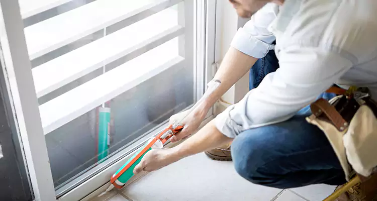 Dap Window Caulk Repair in Land O' Lakes, FL
